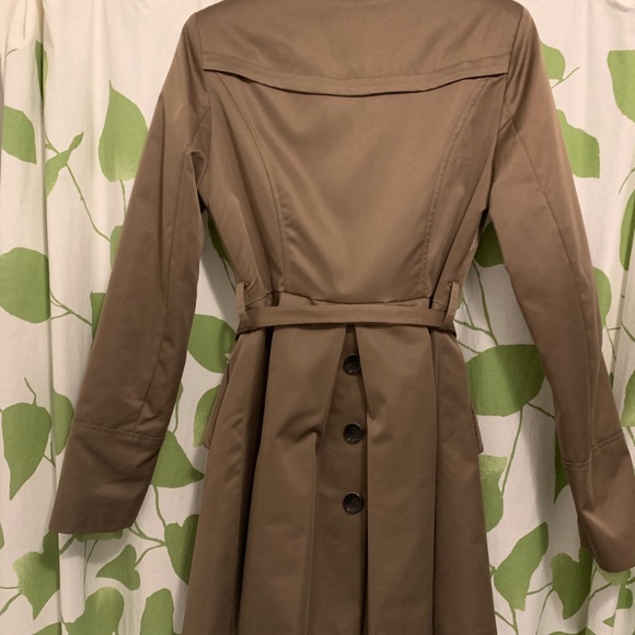 Brown trench Attentif - Picture 2 of 2